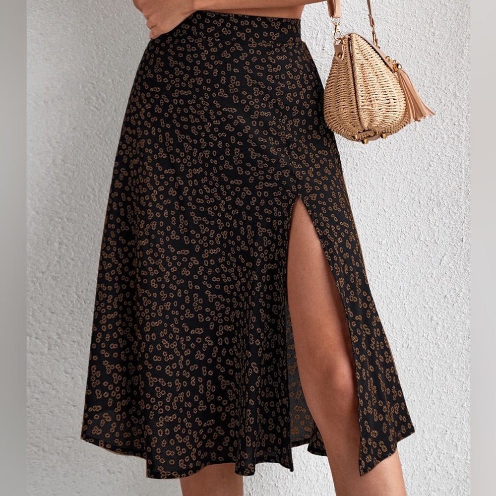 Floral Print skirt with Thing Slit